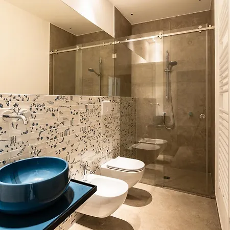 Lejlighed Guesthost - Stylish And Bright Trani